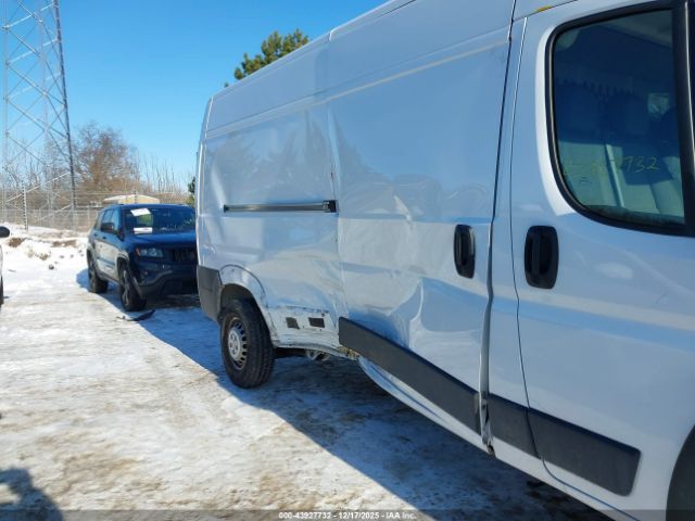 Ram Promaster Image 14