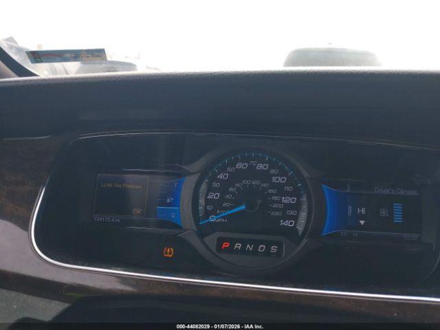 Ford Taurus Limited Image 9