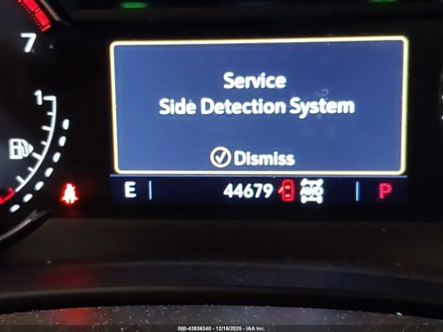 Cadillac XT4 Awd Premium Luxury Image 15