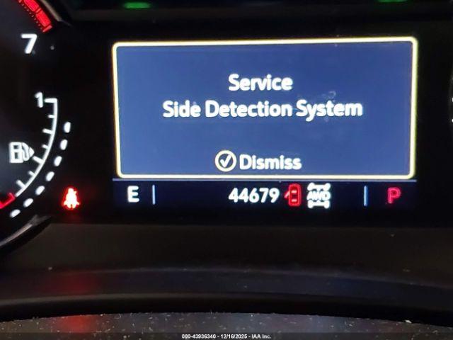 Cadillac XT4 Awd Premium Luxury Image 15