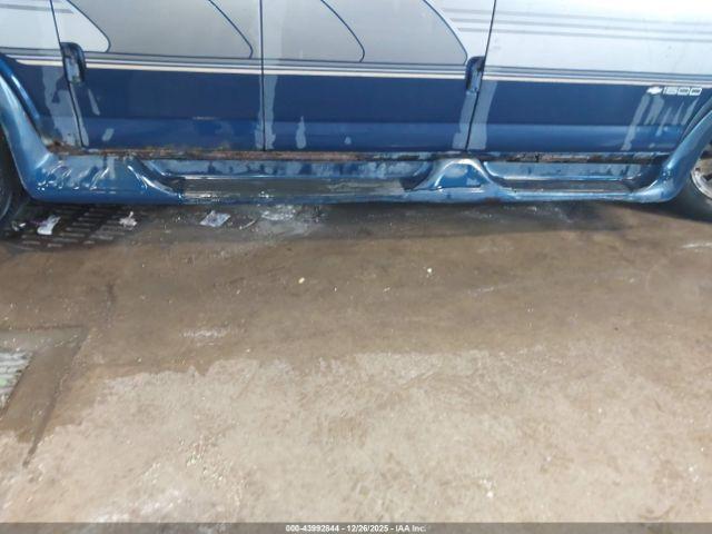 Chevrolet Express Upfitter Pkg. Image 7