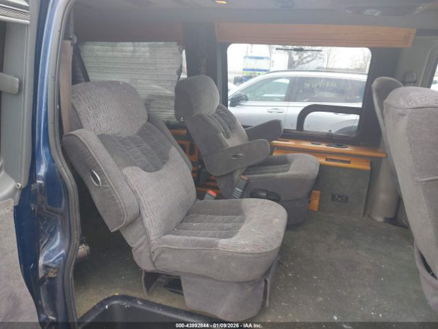Chevrolet Express Upfitter Pkg. Image 5