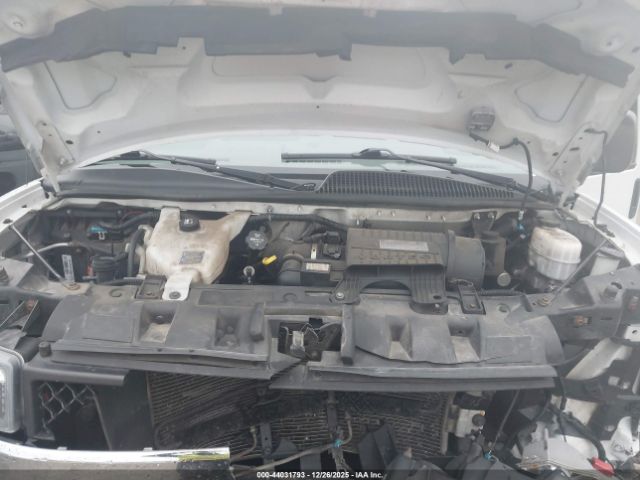 Chevrolet Express Lt Image 13