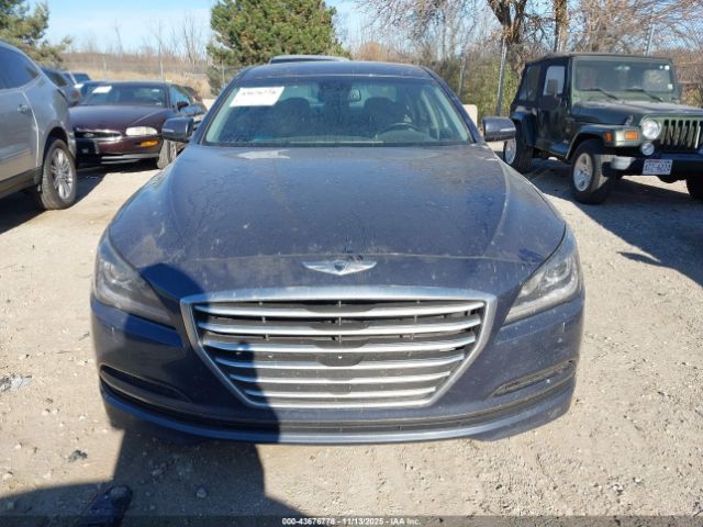 Hyundai Genesis 3.8 Image 12