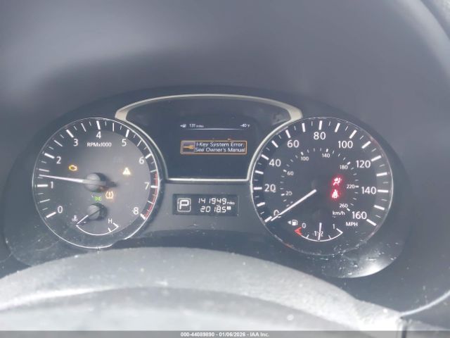 Nissan Altima Image 11