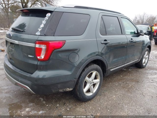 Ford Explorer Xlt Image 17