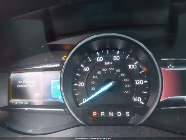 Ford Explorer Xlt Image 10