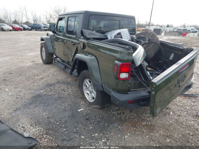 Jeep Gladiator Sport S 4x4 Image 2