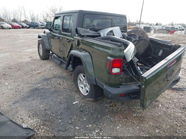 Jeep Gladiator Sport S 4x4 Image 2