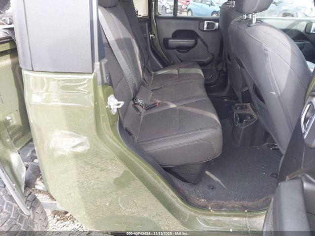 Jeep Gladiator Sport S 4x4 Image 7