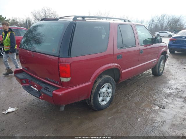 Chevrolet Blazer Image 2
