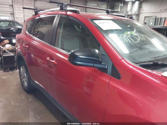 Toyota RAV4 Le Image 5