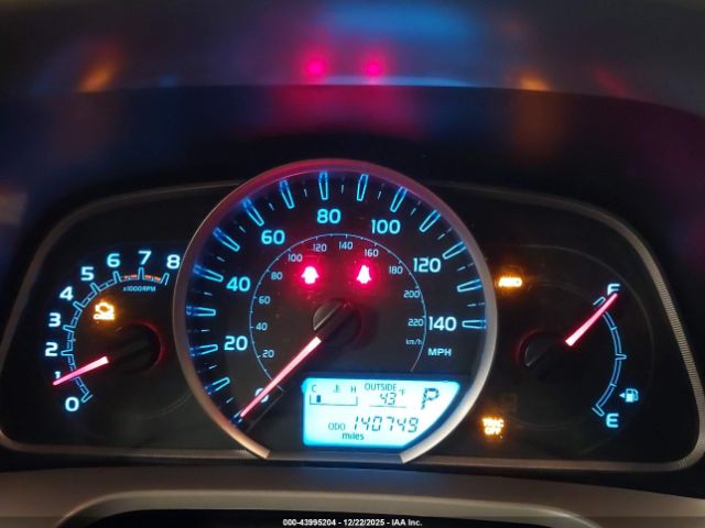 Toyota RAV4 Le Image 6